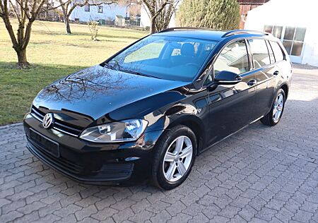 VW Golf Volkswagen VII Variant Comfortline BMT NAVI ALUFELGEN