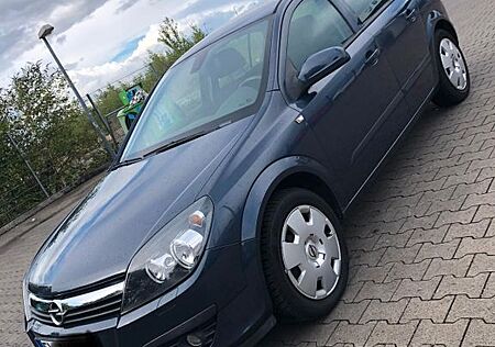 Opel Astra 1.8 ECOTEC Sport Automatik Sport