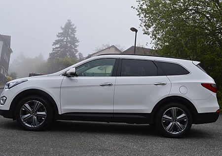 Hyundai Grand Santa Fe Premium 4WD-TOP ZUSTAND