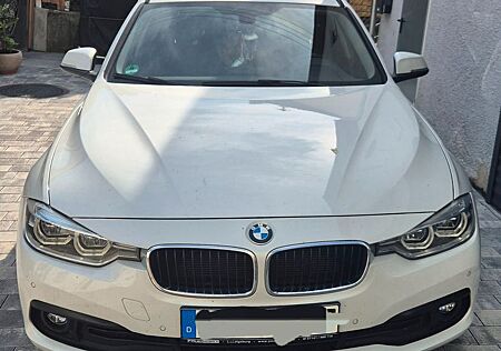 BMW 320d Touring Advantage Automatik Advantage