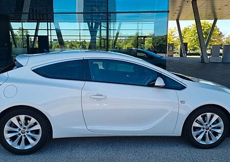 Opel Astra GTC /NAVI /PDC/18ZOLL