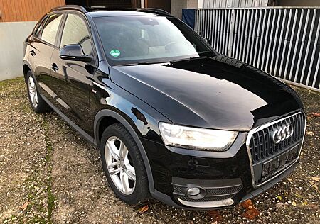 Audi Q3 2.0 TDI*S-LINE*PANO*AHK*XENON