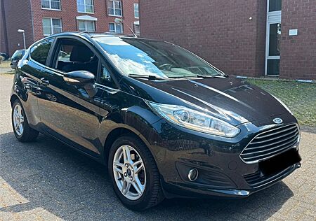 Ford Fiesta Titanium Top Zustand*PDC*SHZ*Klima*TÜV NE