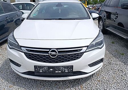 Opel Astra Sports Tourer 1.6 Benzin ( 200 PS
