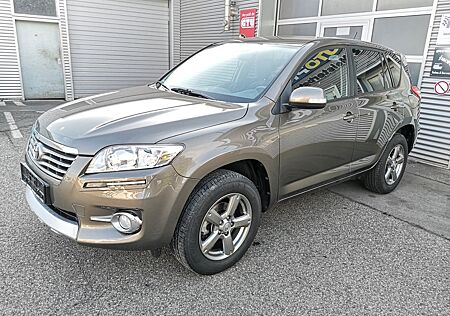 Toyota RAV 4 Automatik Teilleder Alcantara R-Kamera AHK