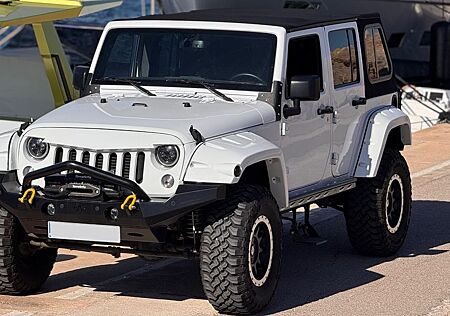 Jeep Wrangler 2.8l CRD Unlimited Sahara Automatik...