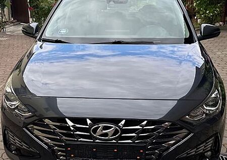 Hyundai i30 1.0 T-GDI Hybrid 48V