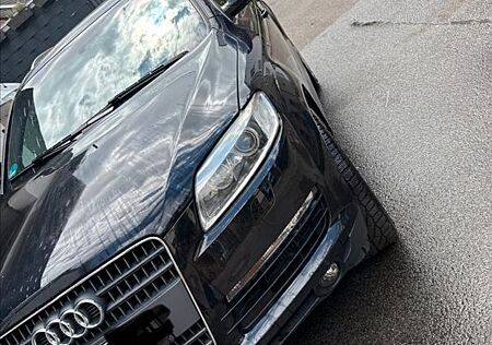 Audi Q7 3.0 TDI (DPF) quattro tiptronic -
