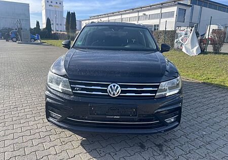 VW Tiguan Allspace Volkswagen R-Line*1.Hand*Pano*Scheckheft!