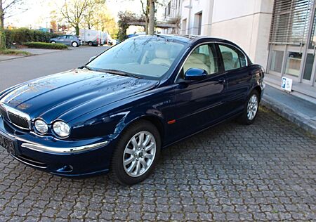 Jaguar X-Type 2.5 V6~NAVI~LEDER~1 HAND