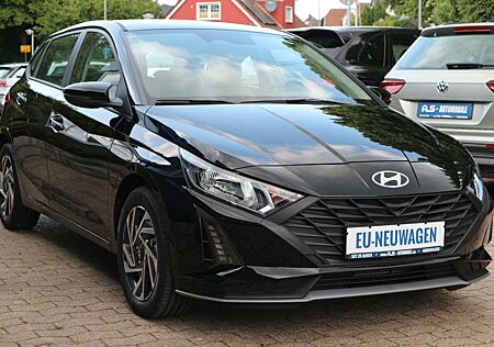Hyundai i20 1.2 Comfort Club *RFK/NAV/VC/TEMP/PDC/KLIMA*
