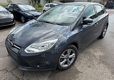 Ford Focus 1.0 EcoBoost Sync Edition/2.Hand/Pdc