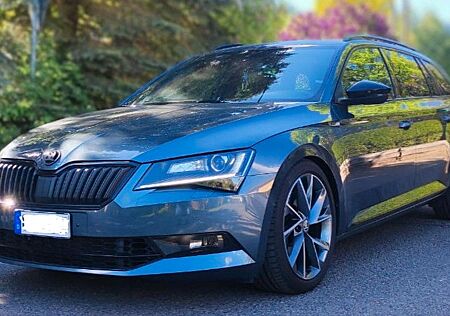 Skoda Superb 2.0 TSI 206kW DSG 4x4 SportLine Combi...