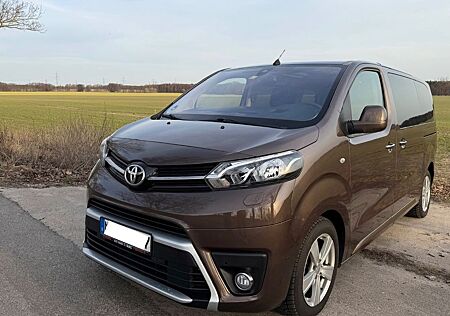 Toyota Pro Ace Proace (Verso) 2,0-l-D-4D 130kW L1 Family Co...