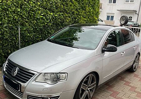 VW Passat Volkswagen b6 2.0 TDI BMP AHK/ SHZ/ Klimaautomati