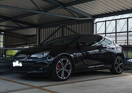 Opel Astra GTC 1.6 Turbo Edition Edition