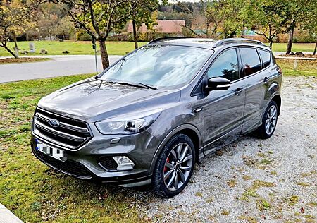 Ford Kuga 2,0 EcoBoost 4x4 ST-Line Automatik