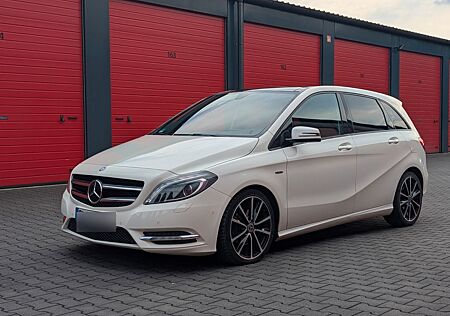 Mercedes-Benz B 200 |Steuerk.2021NEU|Insp.NEU|Brem&ReifVor.NEU