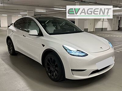 Tesla Model Y Long Range AWD White interior 20" VAT