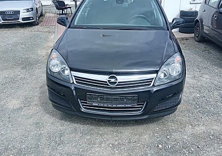 Opel Astra Selection