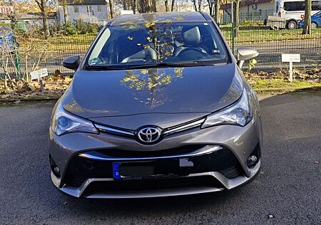 Toyota Avensis 1,8-l-V. Multidr. S Executive T. Spo...