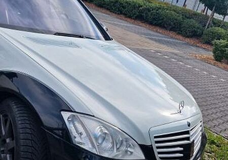 Mercedes-Benz S 600 L -