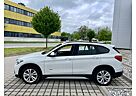 BMW X1 sDrive18i xLine /Navi/PDC/Leder/Panorama