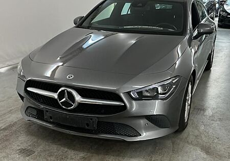 Mercedes-Benz CLA 180 Shooting Brake d Aut. LED-Xenon Widescr