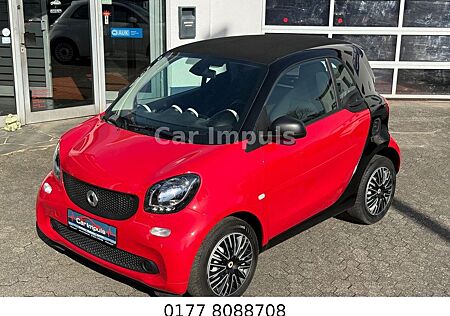 Smart ForTwo coupe /Klima/1.Hand/Tempomat/LED