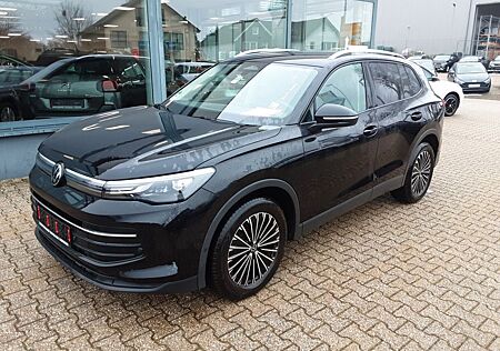 VW Tiguan Volkswagen 1.5 eTSI DSG Life Kamera Navi SH LED ACC