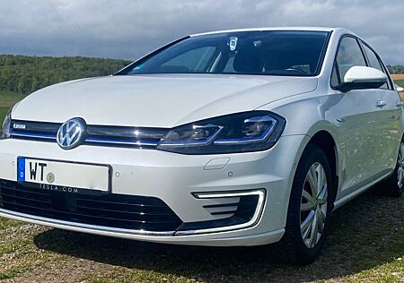 VW Golf Volkswagen E-, steuerfrei bis 2030, CSS, Wärmepumpe