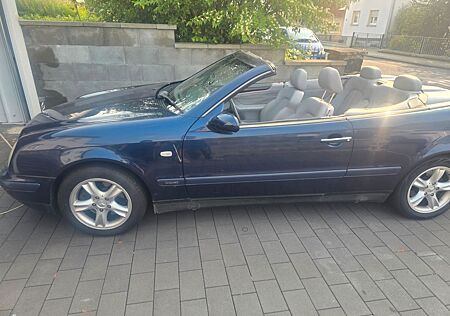 Mercedes-Benz CLK 230 Cabrio KOMPRESSOR ELEGANCE