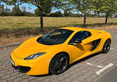 McLaren MP4-12C 3.8 V8 Spider - Volcano Yellow