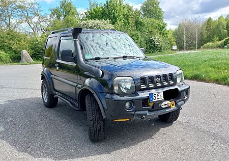 Suzuki Jimny 1.3 4WD mit diversen Umbauten