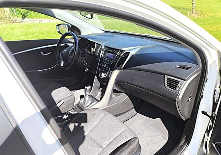 Hyundai i30 CW 1.6 CRDi Kombi