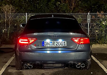 Audi A5 2.7 TDI (DPF) multitronic -