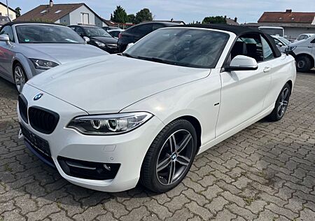 BMW 218i Cabrio A Sport Line Leder Navi Xenon SHZ