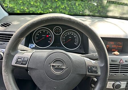Opel Astra 1.6 Ecotec CATCH ME 85kW Easytronic CA...