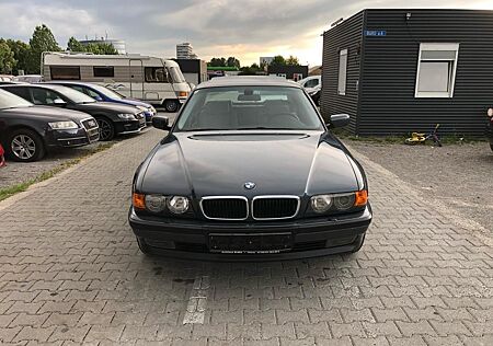 BMW 740I e38