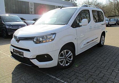 Toyota Pro Ace Proace City Verso 1.2 Turbo L1 Team Deutschland