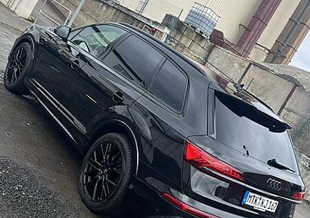 Audi Q7 55 TFSI quattro tiptronic S line S line