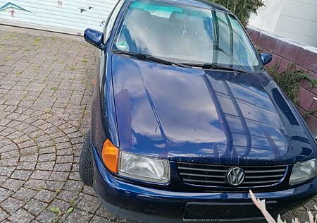 VW Polo Volkswagen 1.6 Auto Joker Joker