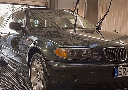 BMW 325i touring -