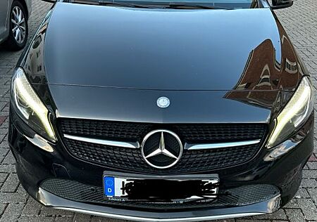 Mercedes-Benz A 180 d BlueEFFICIENCY Style Edition Style E...