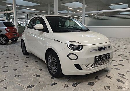 Fiat 500E - 42kWh -Android-Auto - Leichtmetallräder