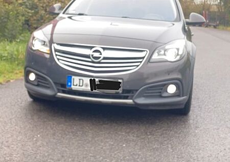 Opel Insignia *Reduziert* CT Allrad 2.0 CDTI 120kW