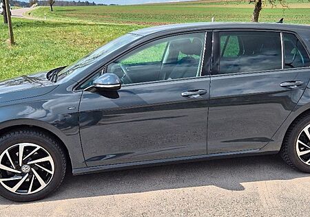 VW Golf Volkswagen 1.0 TSI Join