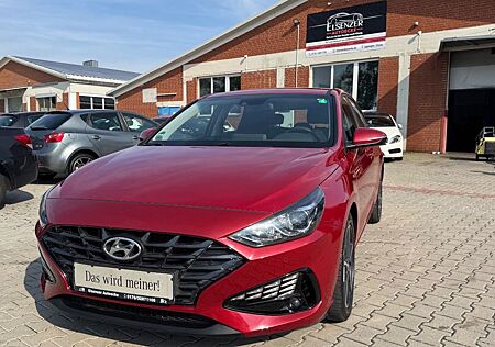 Hyundai i30 Trend Mild-Hybrid Navi R-Cam L-Heizung Temp.