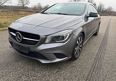 Mercedes-Benz CLA 250 Shooting Brake CLA 250 DCT 4MATIC Sh...