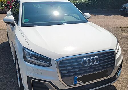 Audi Q2 30 TFSI S tronic -